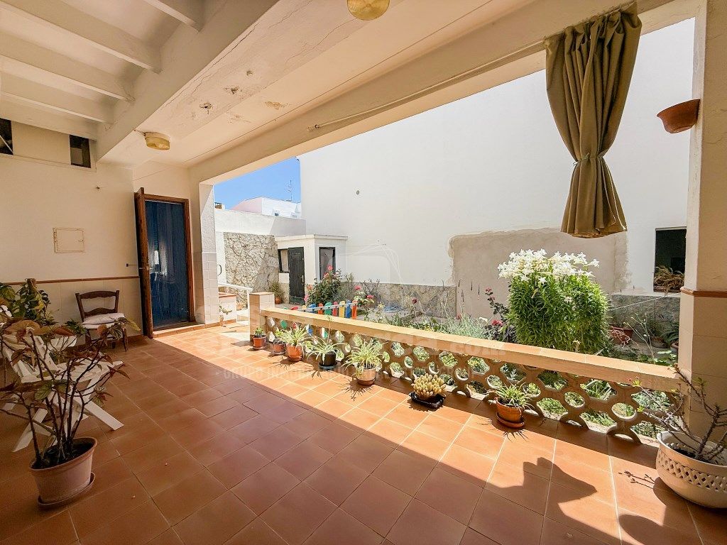 Terrassa de Planta baixa en venda en Es Castell amb Jardí privat i Terrassa