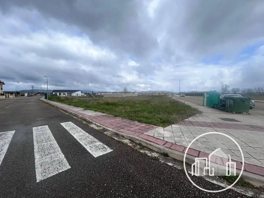 Residential land for sale in Medina de Pomar