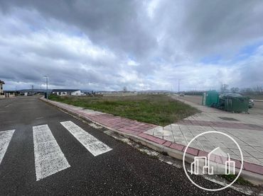 Residential land for sale in Medina de Pomar