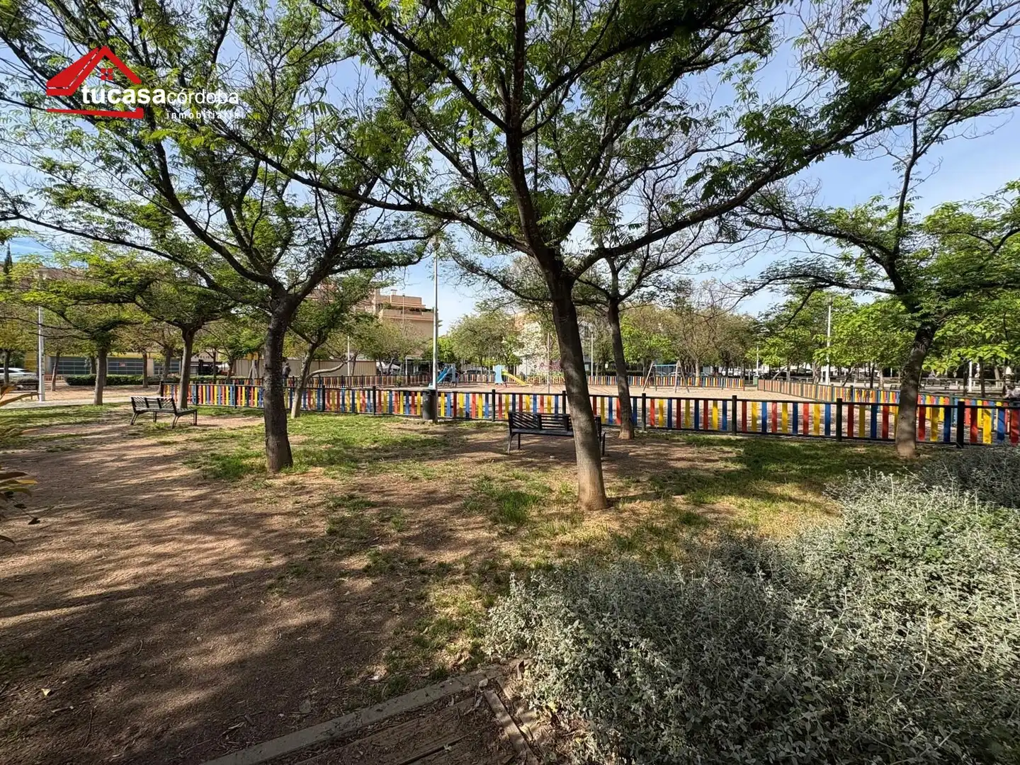 Vista exterior de Local en venta en Córdoba con Aire acondicionado
