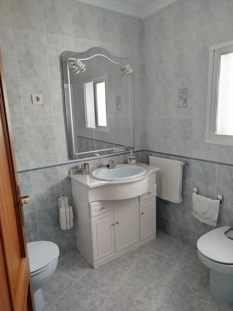 Bathroom of Houses for sale in Vélez-Málaga  with Air Conditioner, Heating and Terrace