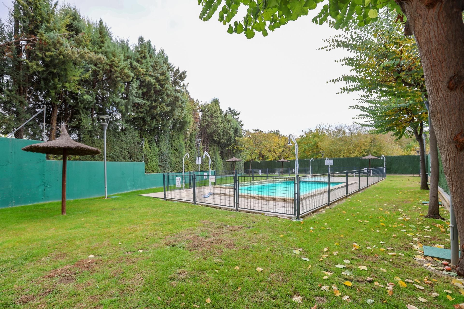 Flat for sale in Hispanoamérica - Comunidades