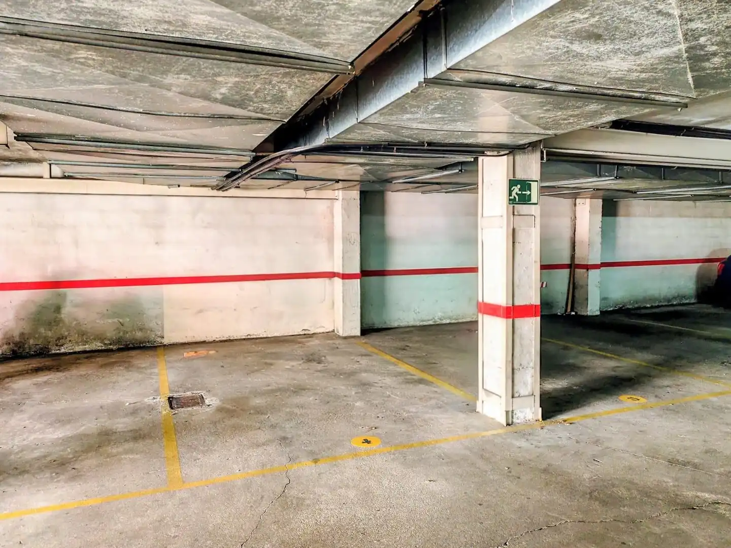 Parking de Dúplex en venta en Azuqueca de Henares con Aire acondicionado y Calefacción