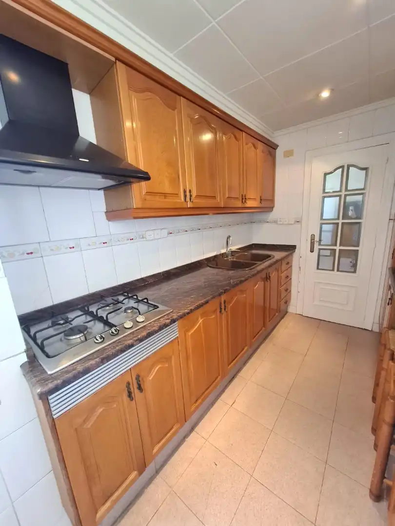 Küche von Wohnung zum Verkauf in Valencia mit Möbliert und Balkon
