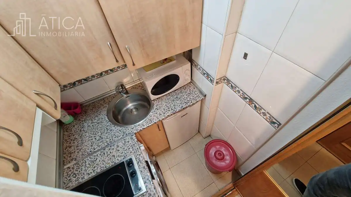 Küche von Wohnung zur Miete in San Bernardo - Carmelitas - Campus
