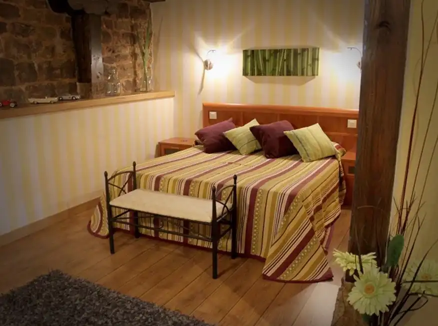 Schlafzimmer von Gebäude zum Verkauf in Hermandad de Campoo de Suso