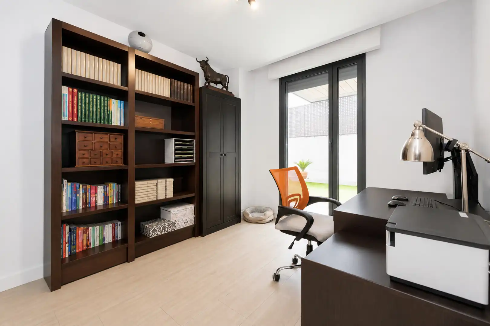 Habitación de Dúplex en venta en Majadahonda con Aire acondicionado, Calefacción y Jardín privado