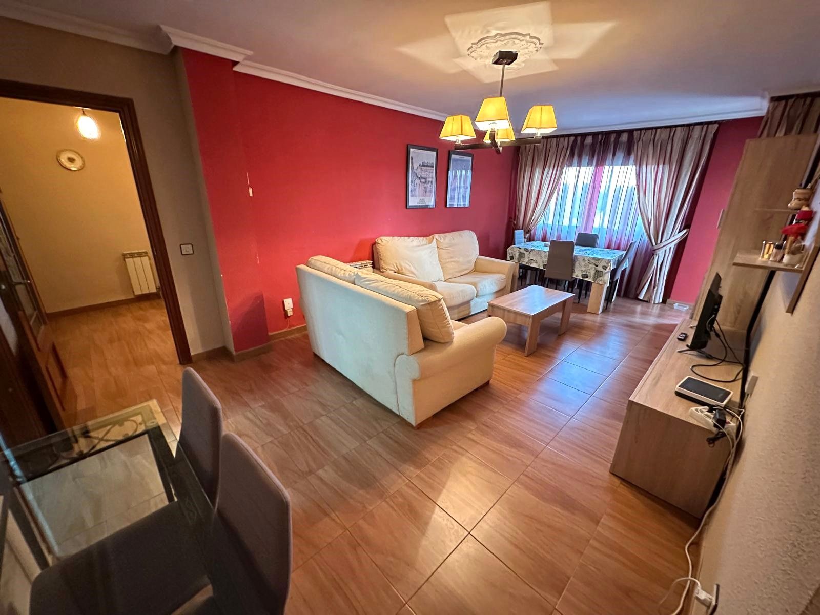 Living room of Flat for sale in Talavera de la Reina  with Heating, Terrace and Furnished