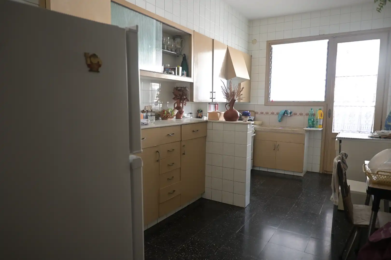 Küche von Wohnung zum Verkauf in Castellón de la Plana / Castelló de la Plana mit Klimaanlage und Balkon