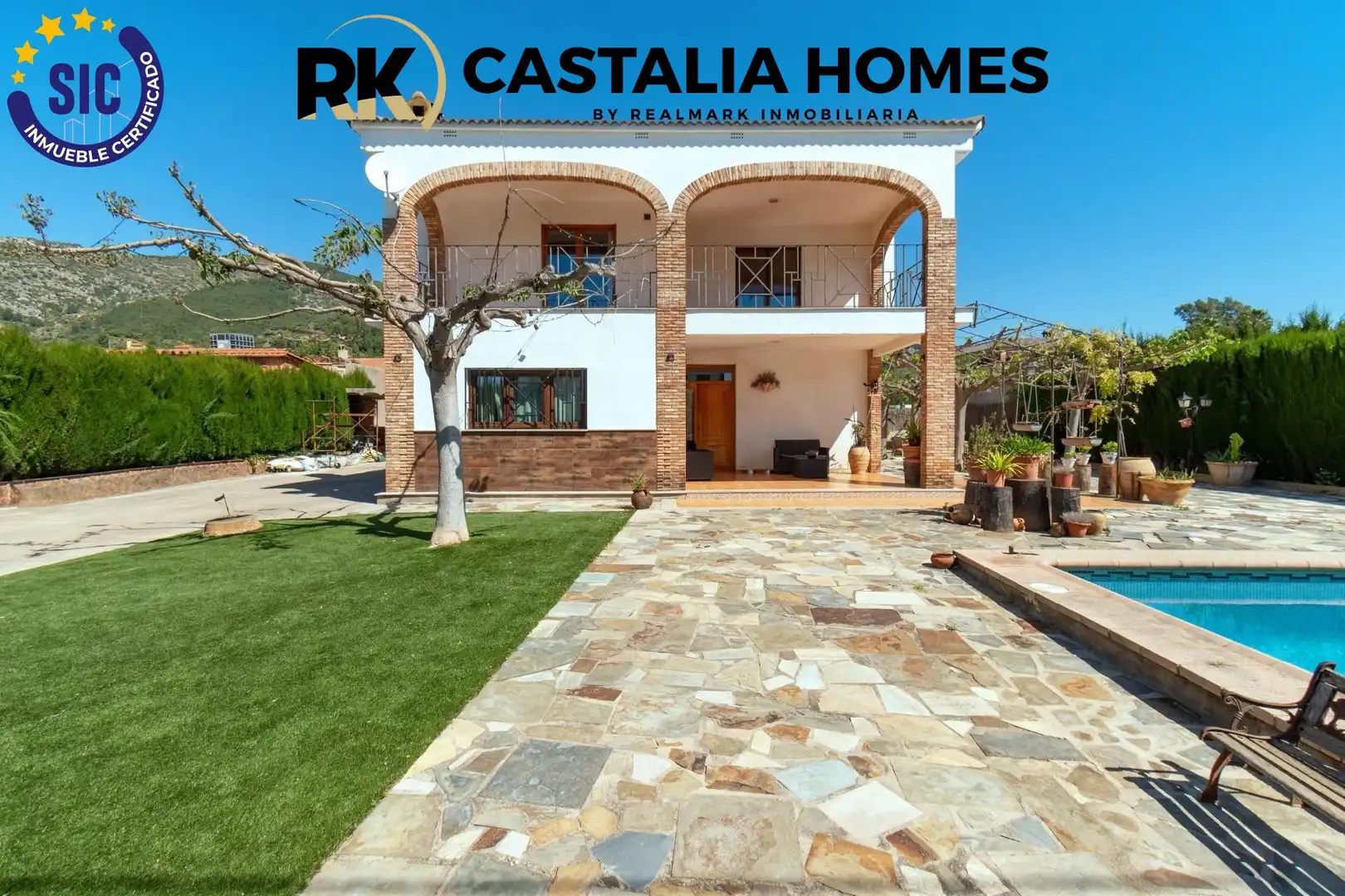 Vista exterior de Casa o xalet en venda en Borriol amb Calefacció, Jardí privat i Piscina