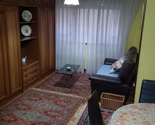 Sala d'estar de Apartament de lloguer en Oviedo 