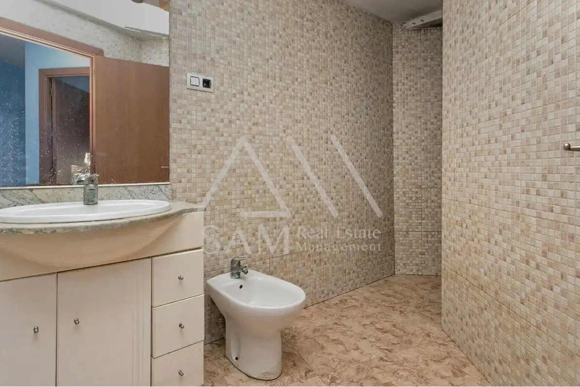 Baño de Piso en venta en Manresa con Balcón