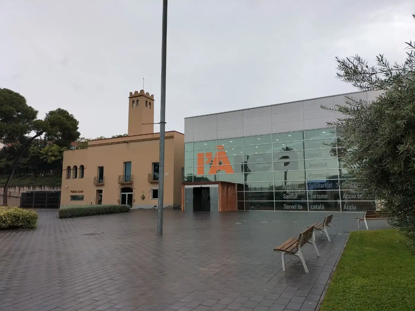Local comercial en venda a Les Planes, imagen 2
