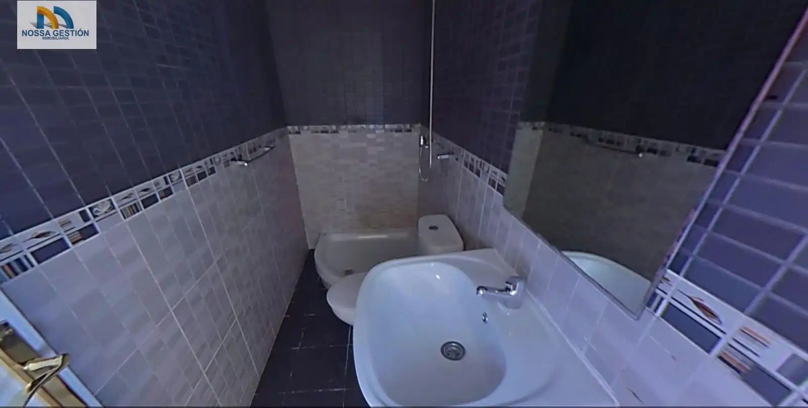 Bathroom of Flat for sale in Valencia  with Terrace