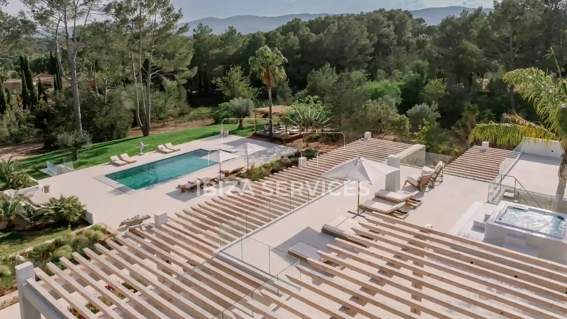 Terrasse von Haus oder Chalet zum Verkauf in Santa Eulària des Riu mit Klimaanlage und Schwimmbad