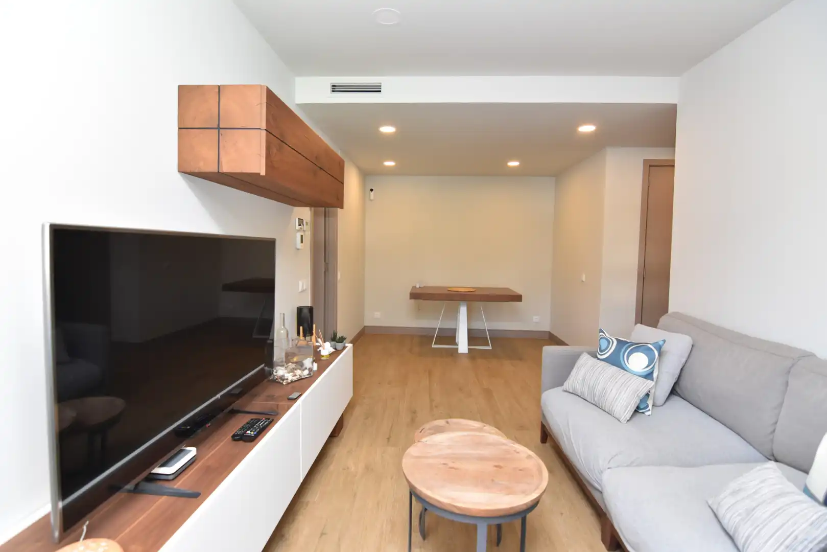 Wohnzimmer von Wohnung zum Verkauf in Pineda de Mar mit Klimaanlage, Heizung und Privatgarten