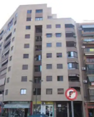 Parking avec ascenseur à vendre à PIO XII