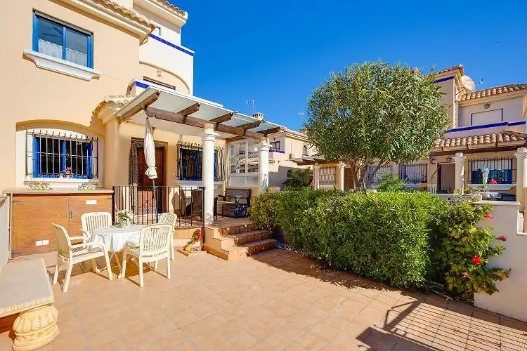 Terrassa de Casa adosada en venda en Orihuela amb Aire condicionat, Calefacció i Traster