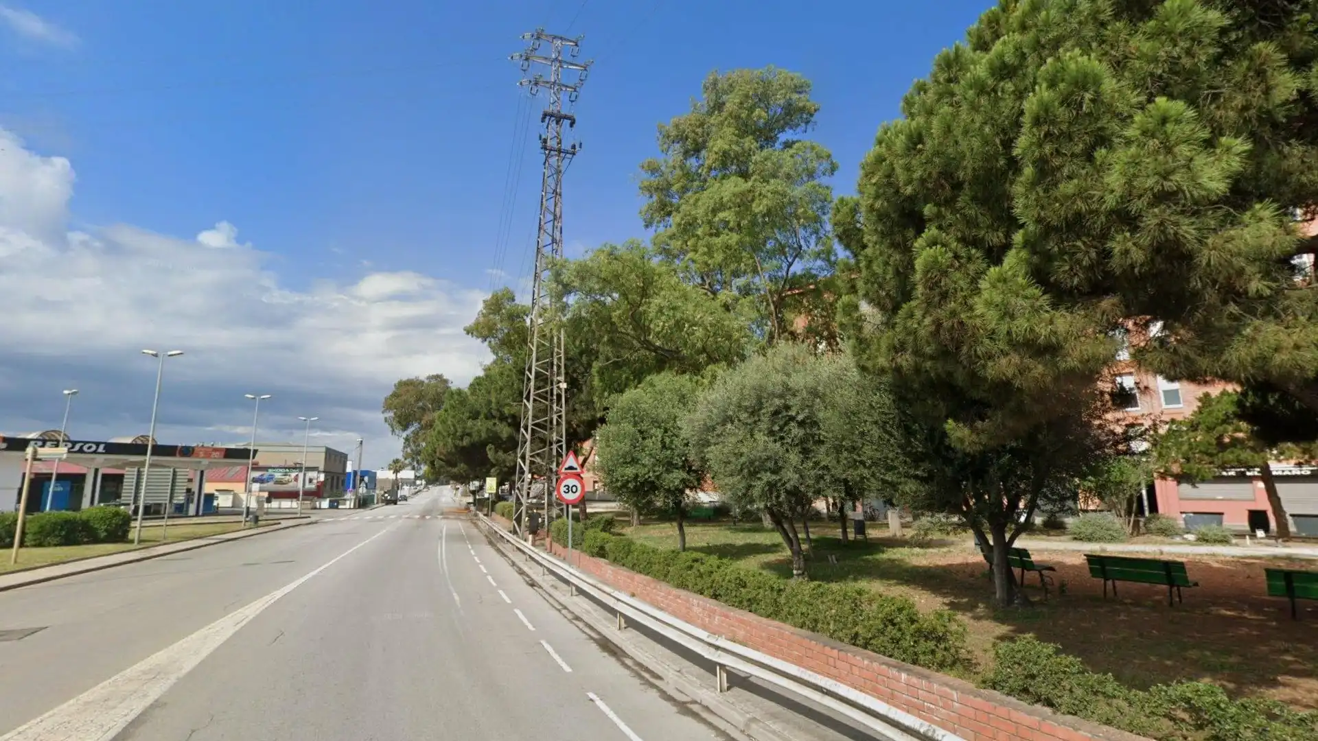 Bajo con ascensor en venta en Joan Vilanova i Abril, imagen 3