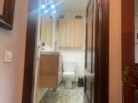 Baño de Piso en venta en Oviedo  con Parquet, Trastero y Piscina