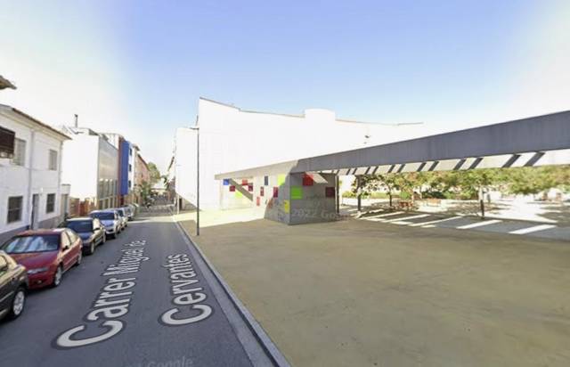 Piso en Venta en  MIGUEL DE CERVANTES en Plana Lledó