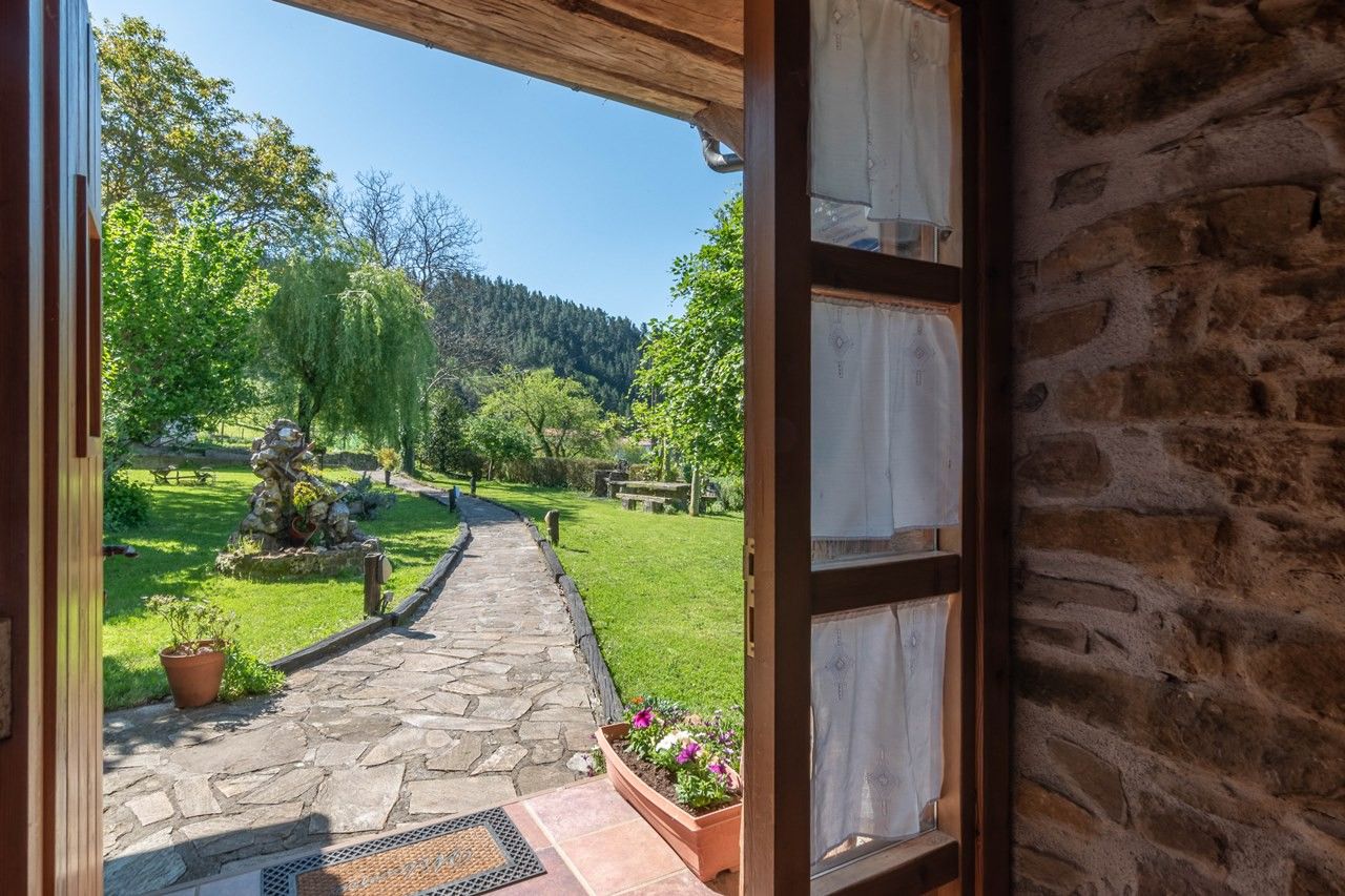 Jardí de Casa o xalet en venda en Zeanuri amb Calefacció, Jardí privat i Terrassa