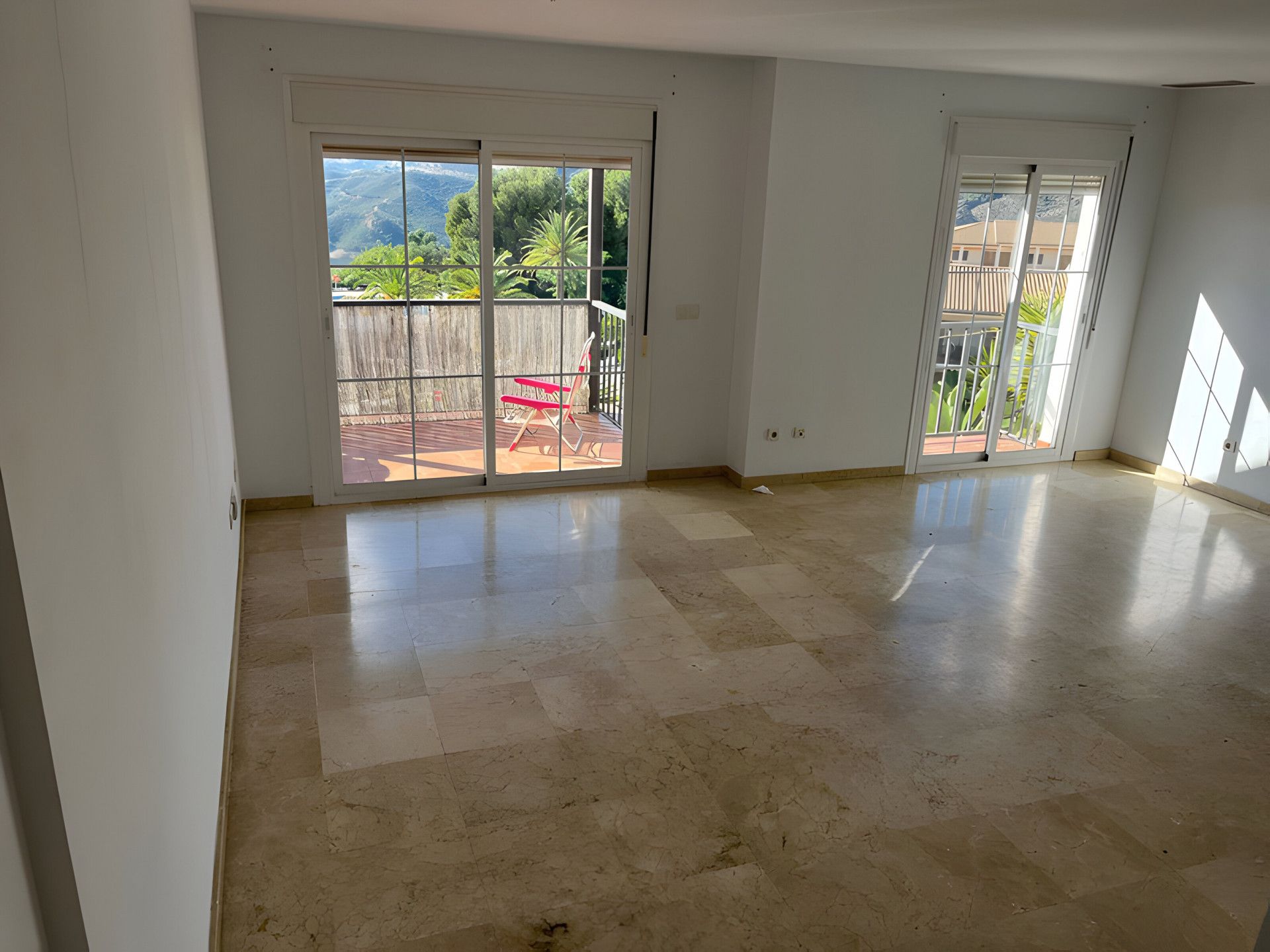 Exterior view of Duplex for sale in Istán  with Terrace, Swimming Pool and Community pool