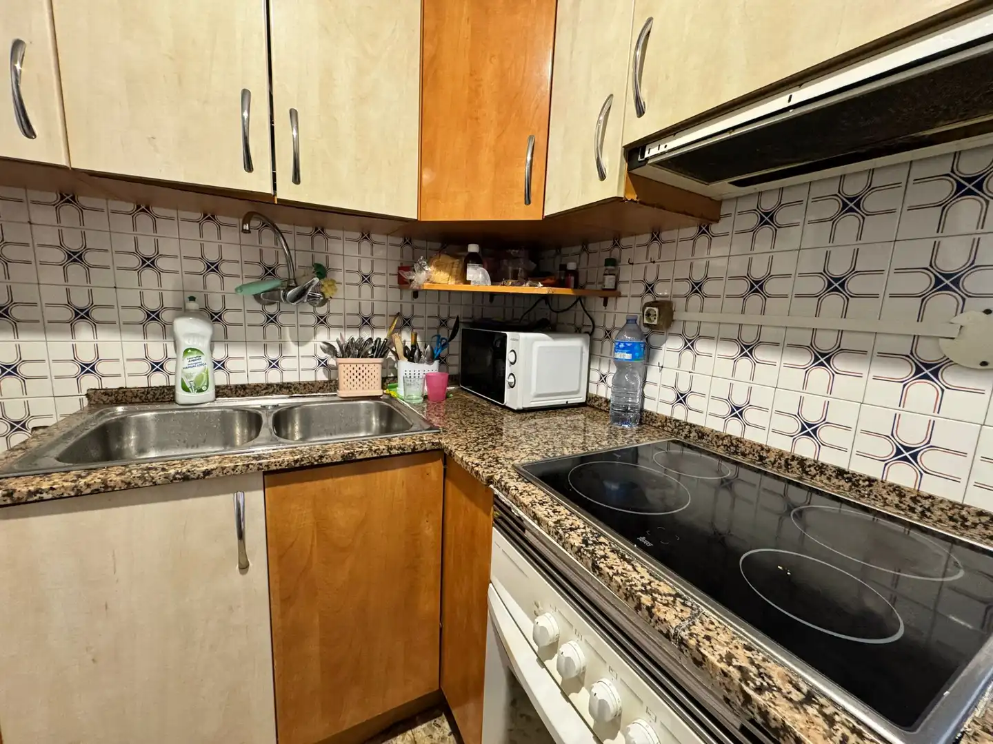 Cocina de Piso en venta en Barberà del Vallès con Horno y Balcón