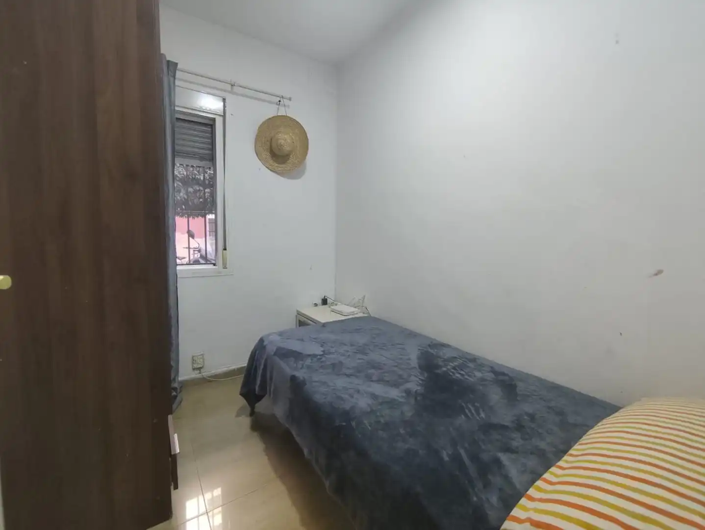 Bedroom of Flat for sale in Sevilla  with Air Conditioner and Furnished