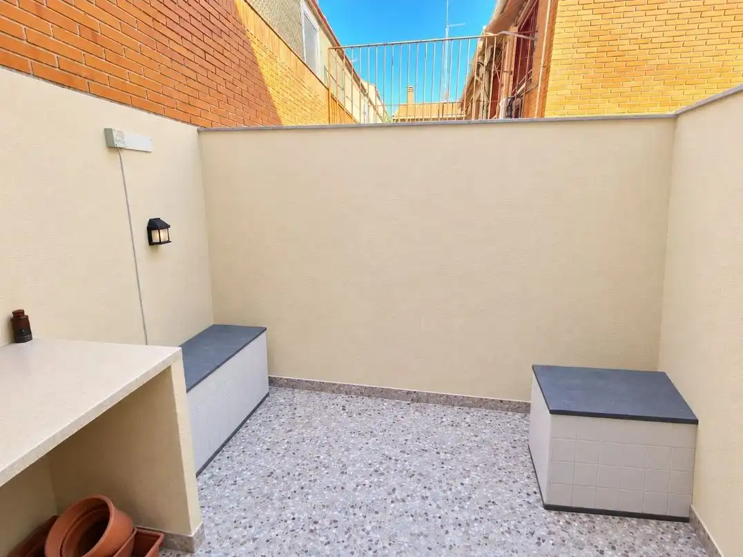 Terraza de Casa adosada en venta en Ensanche