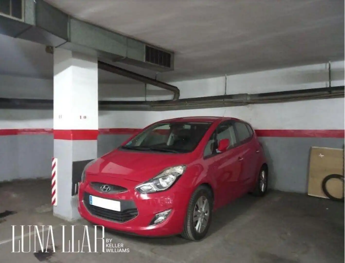 Parking for sale in Gavà -  Carrer de Salvador Lluch, imagen 2