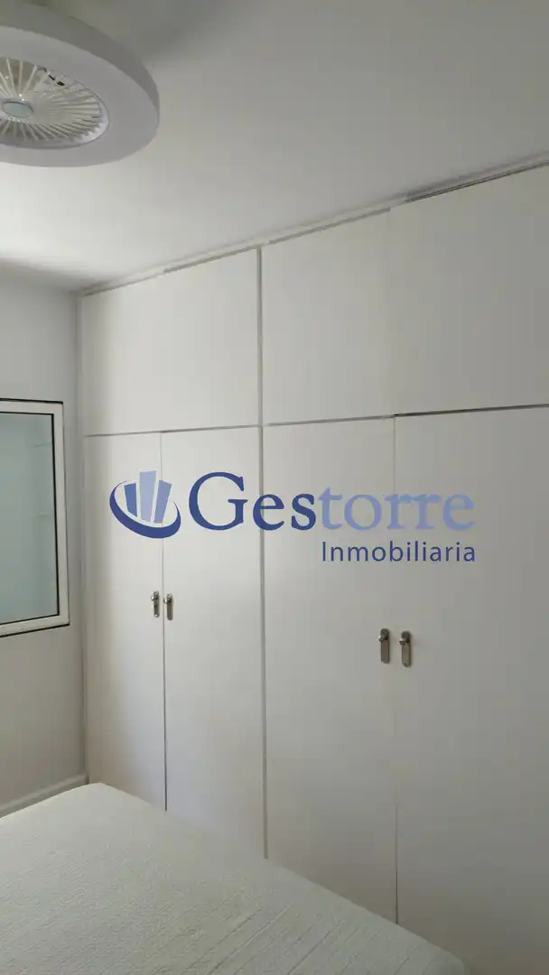Piso en venta en Gijón  con Calefacción, Terraza y Amueblado