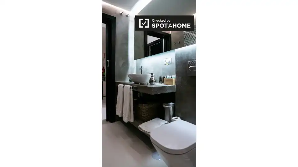 Appartamento con terrazza in affitto a Centro, imagen 15