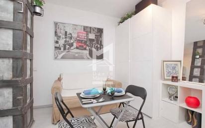 Living room of Flat for sale in  Madrid Capital  with Air Conditioner