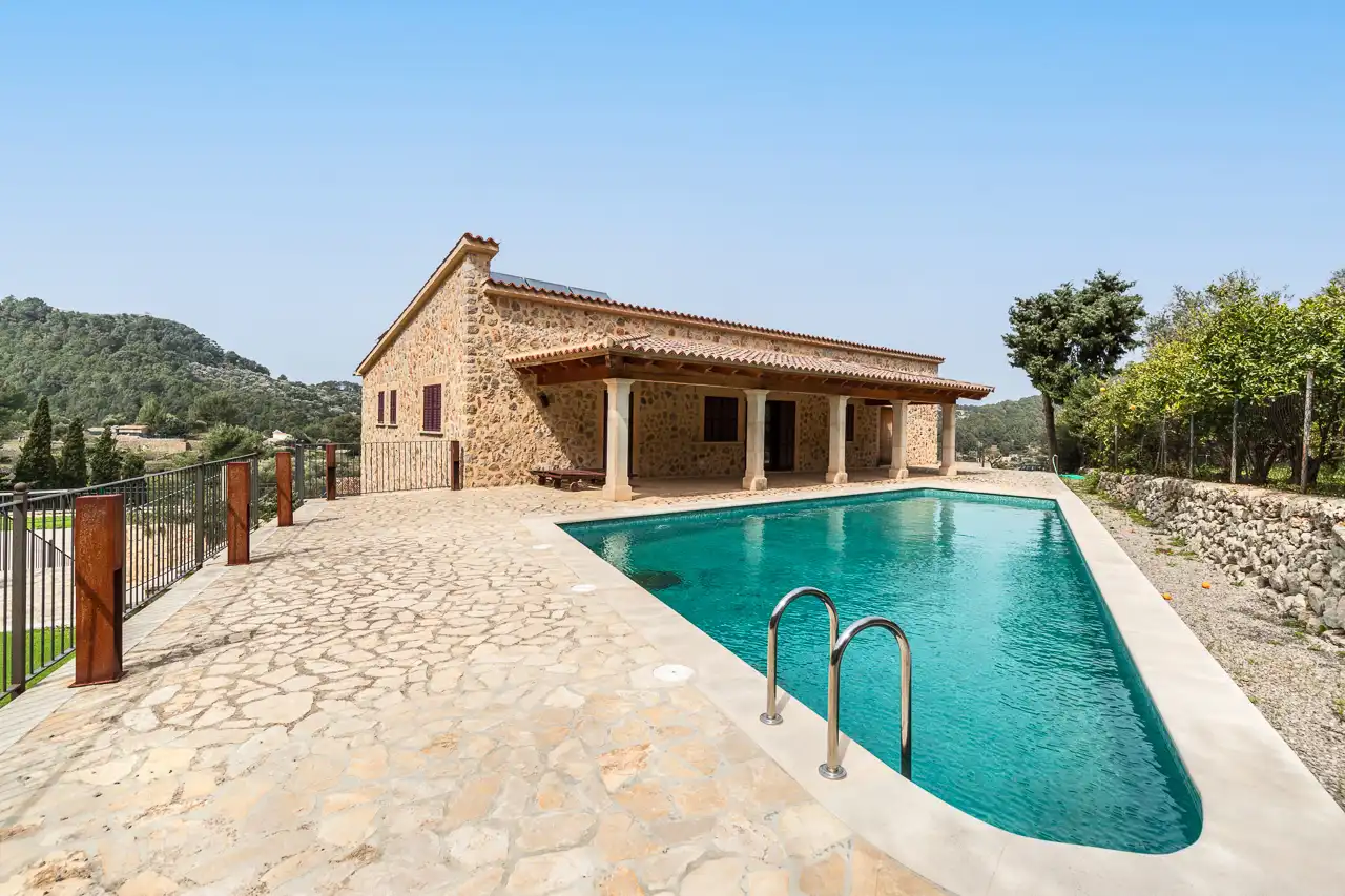 Finca rústica en venta en Estellencs