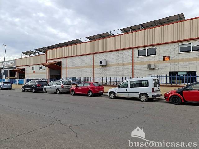 Nave industrial en Alquiler en Calle Floristería en Úbeda