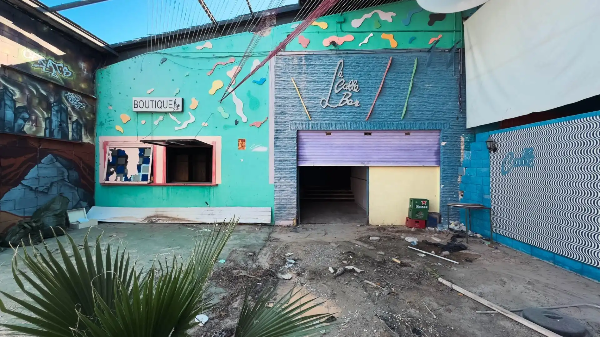 Außenansicht von Fabrikhallen zum Verkauf in Murcia