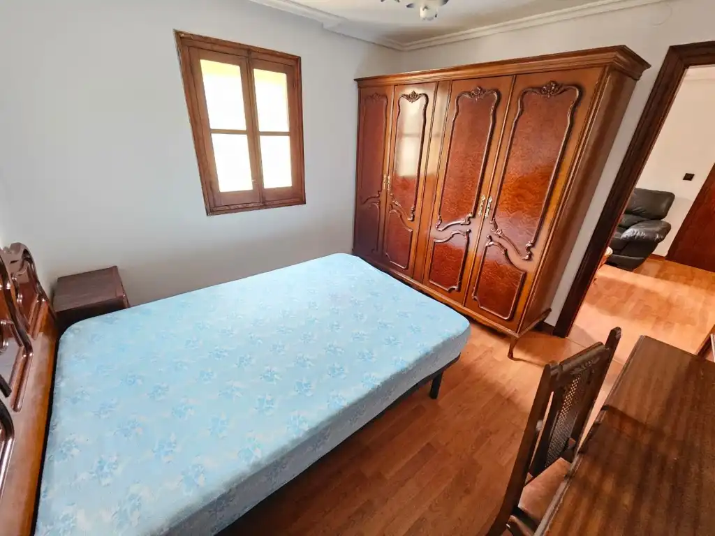 Bedroom of Flat for sale in Avilés