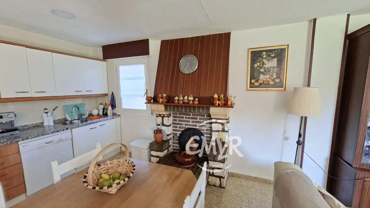 Cuina de Casa o xalet en venda en Zamora Capital  amb Calefacció, Jardí privat i Parquet