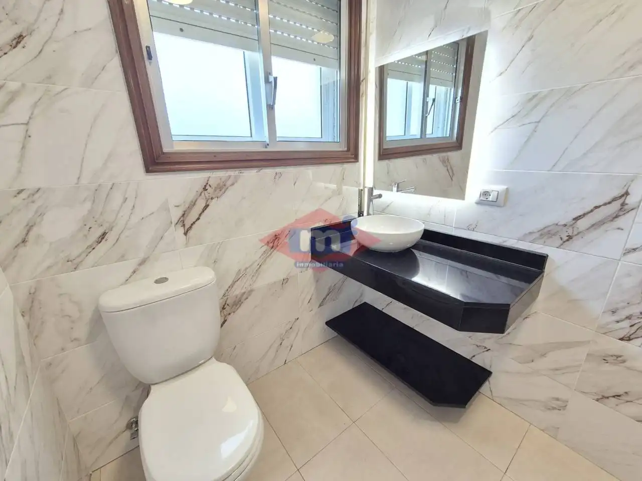 Baño de Casa o chalet en venta en Vigo  con Calefacción y Jardín privado