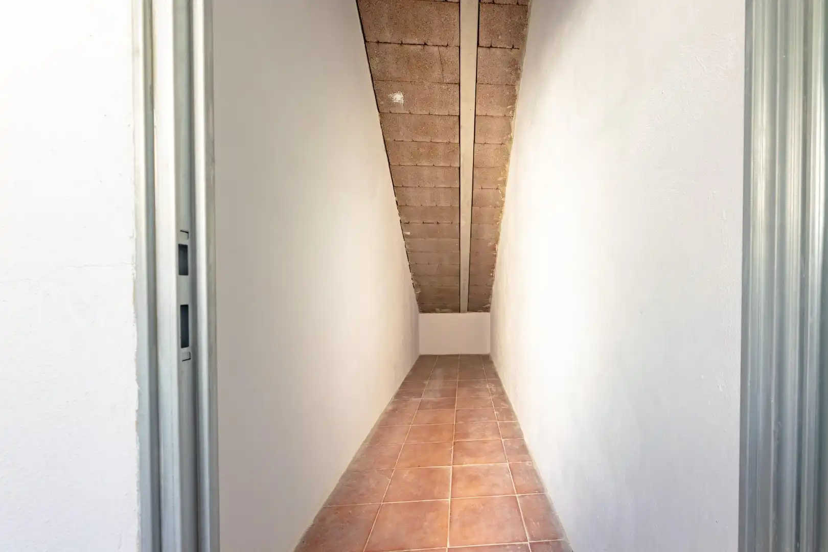 Piso en venta en Valencia con Trastero, Balcón y Alarma