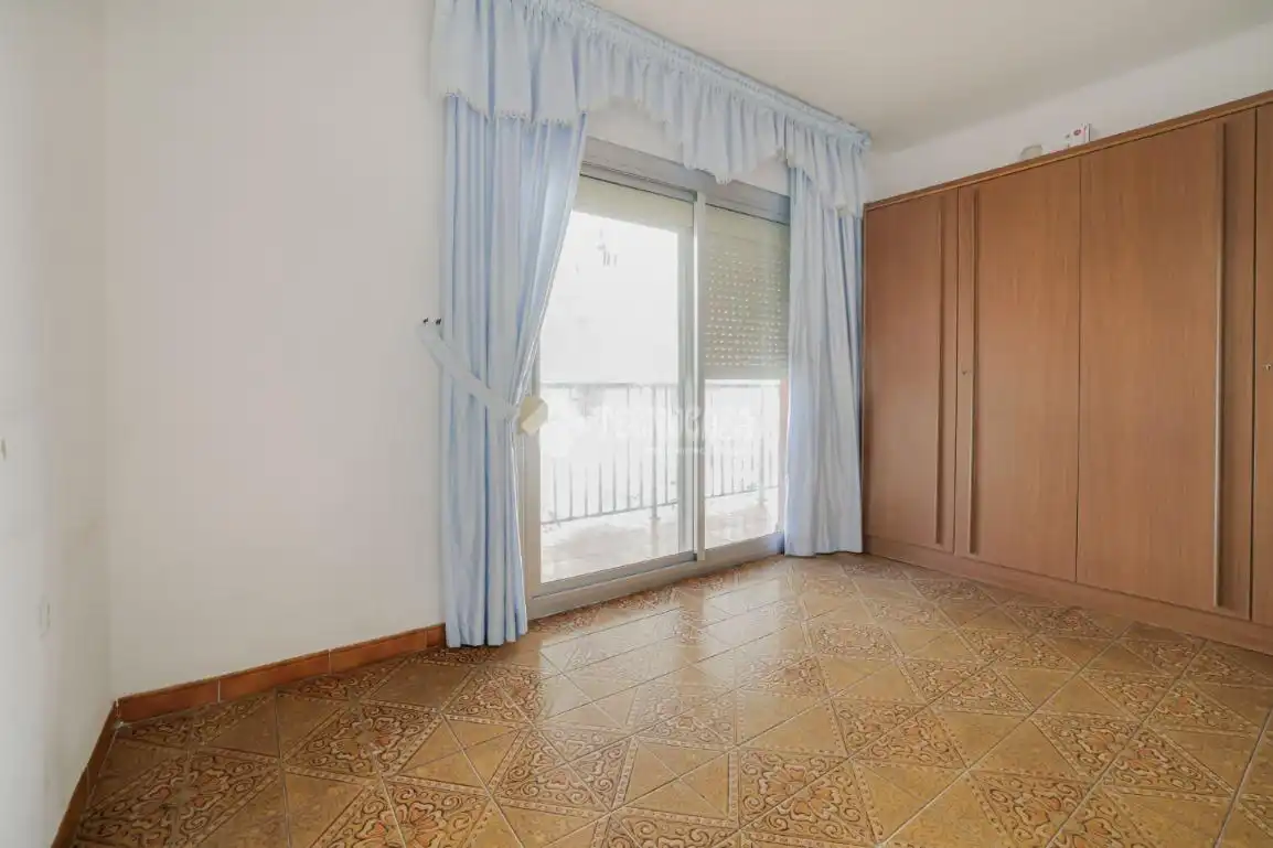Habitación de Piso en venta en Sant Boi de Llobregat con Balcón