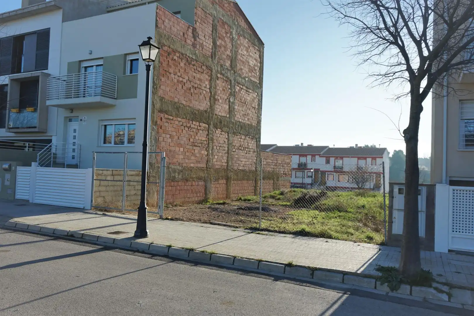 Terrain résidentiel à vendre à Calle Calle Fuente Reinas, 86 86