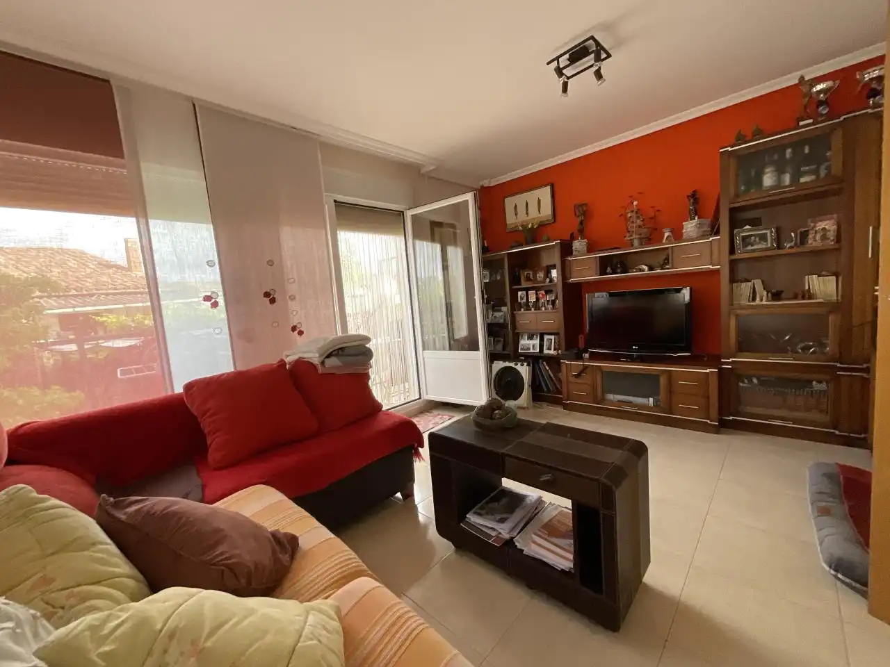 Sala d'estar de Casa o xalet en venda en Alesanco amb Calefacció, Jardí privat i Traster