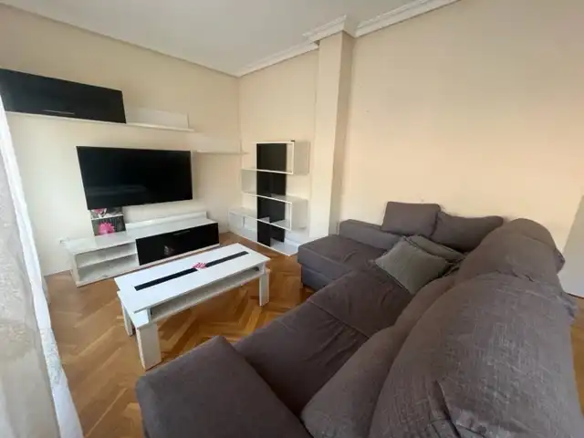 Living room of Flat for rent in Puertollano  with Air Conditioner, Heating and Parquet flooring