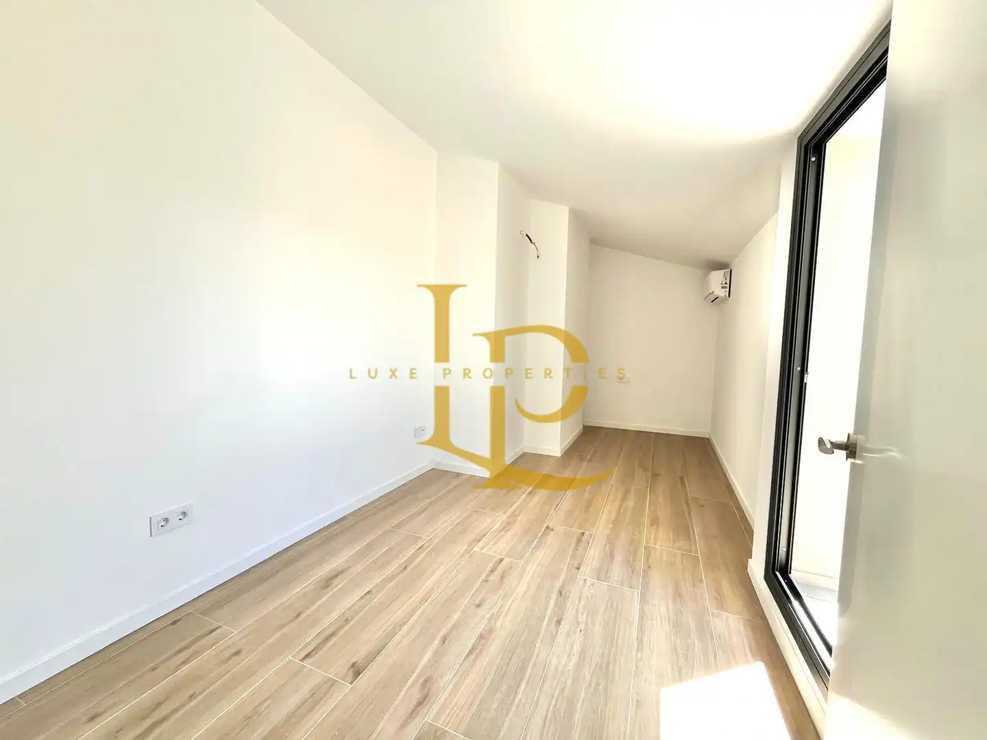 Dormitori de Dúplex en venda en Terrassa amb Aire condicionat, Calefacció i Parquet