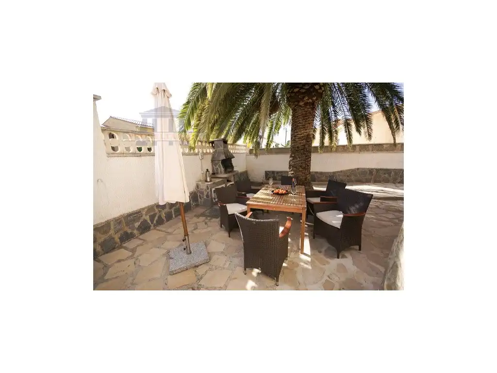 Casa amb piscina en venda a Calle Illes Canaries De Les, imagen 6