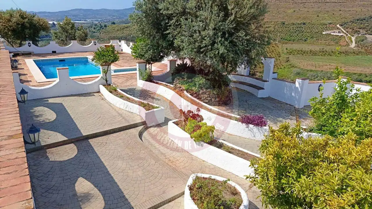 Exterior view of Houses for sale in Viñuela  with Private garden, Terrace and Swimming Pool