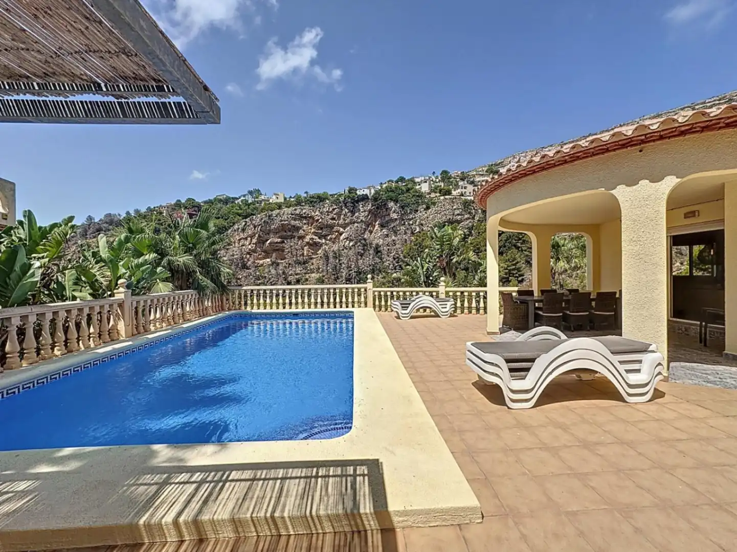 Xalet amb piscina en venda a Cumbre del Sol