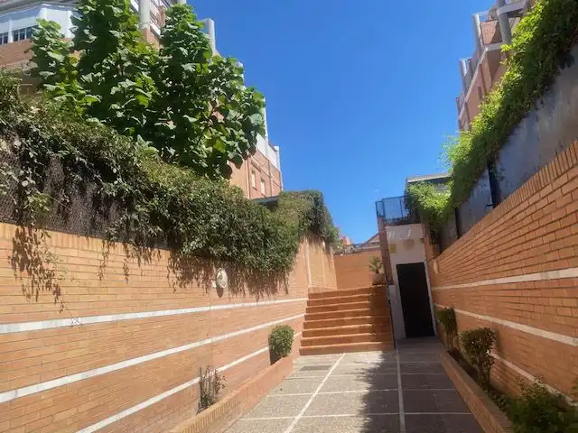 Exterior view of Flat for rent in Sevilla  with Air Conditioner, Heating and Terrace